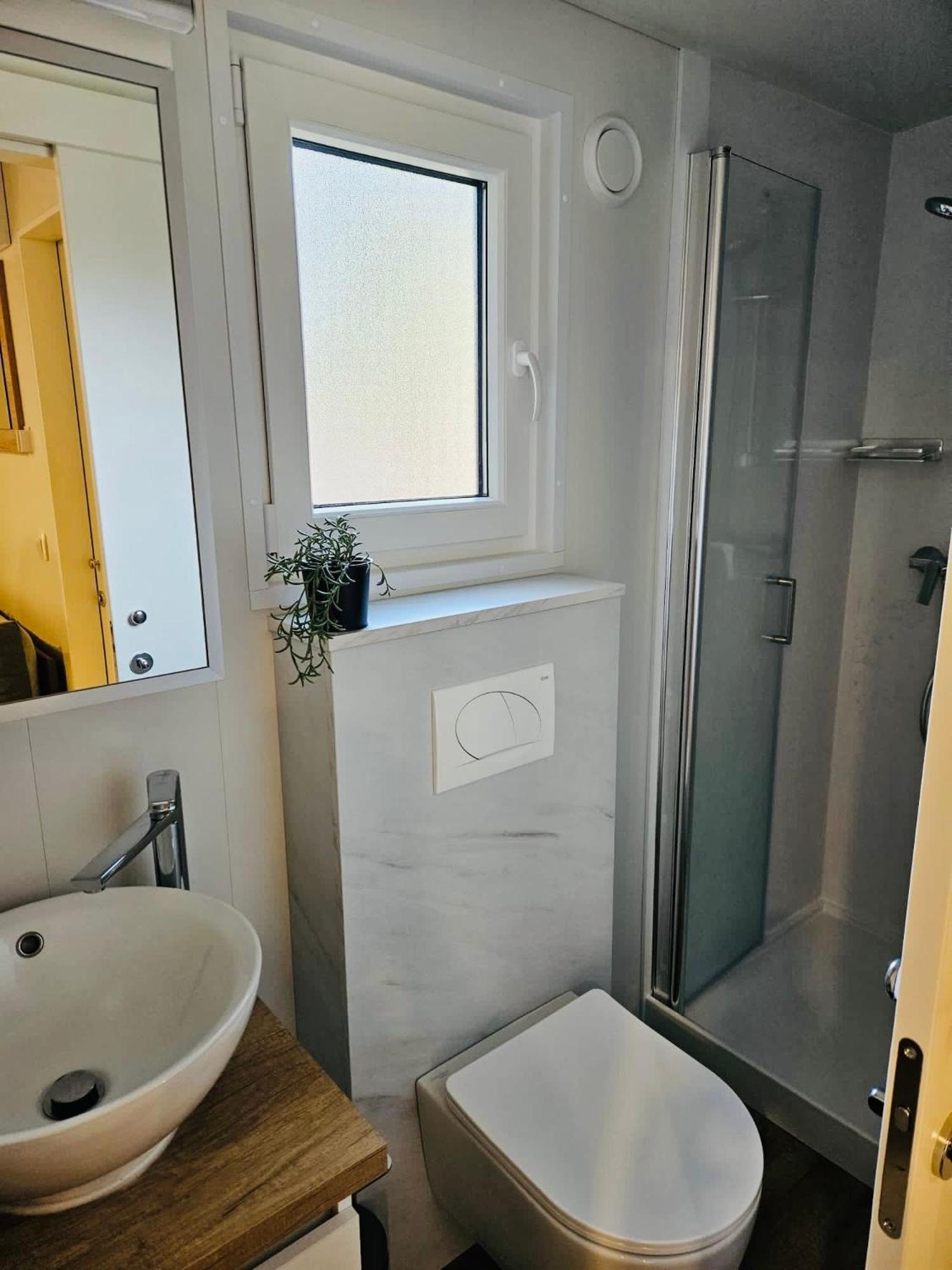 Mobile Home Peponi Del Mar, Brand New Biograd Na Moru Eksteriør bilde