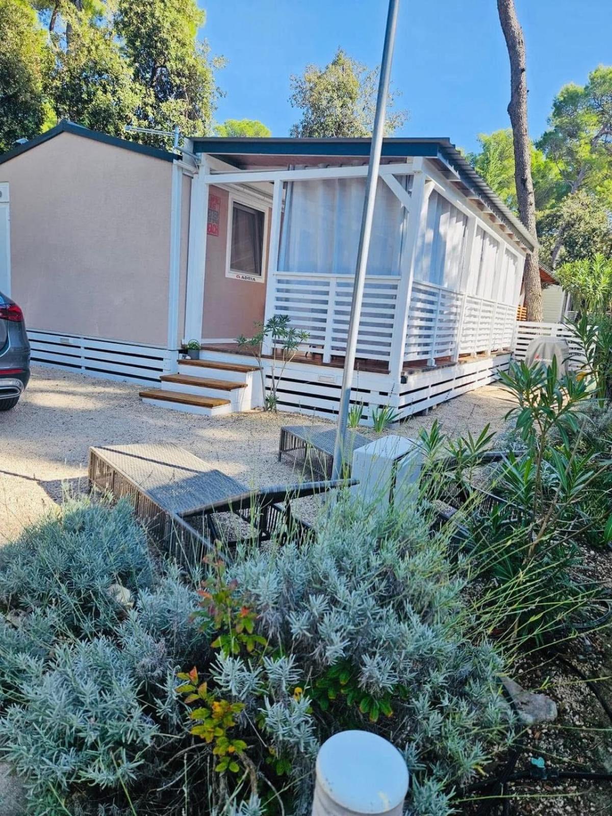 Mobile Home Peponi Del Mar, Brand New Biograd Na Moru Eksteriør bilde